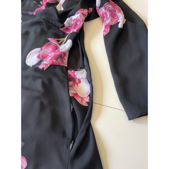 Venus Hi-Low Dress V-Neck Black Pink Floral Liner Bell Cut Out Sleeves Sz 18 - Picture 10 of 15